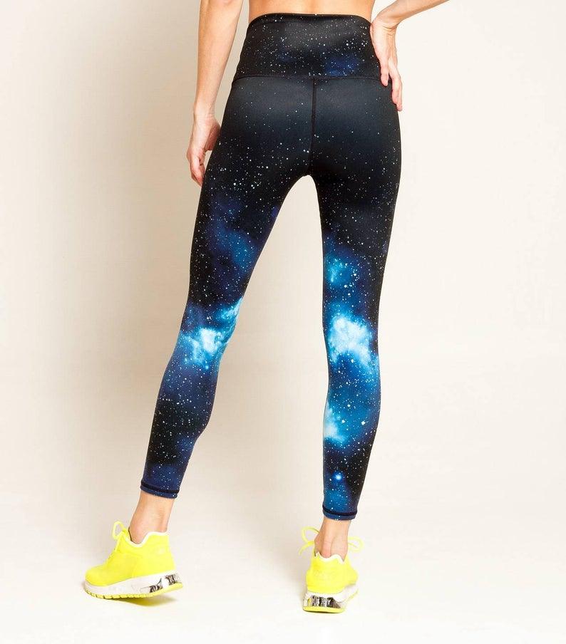 Vivacolor Activewear Set Night Sky Leggings and Top Set: Embrace Celestial Comfort for Outdoor Adventures
